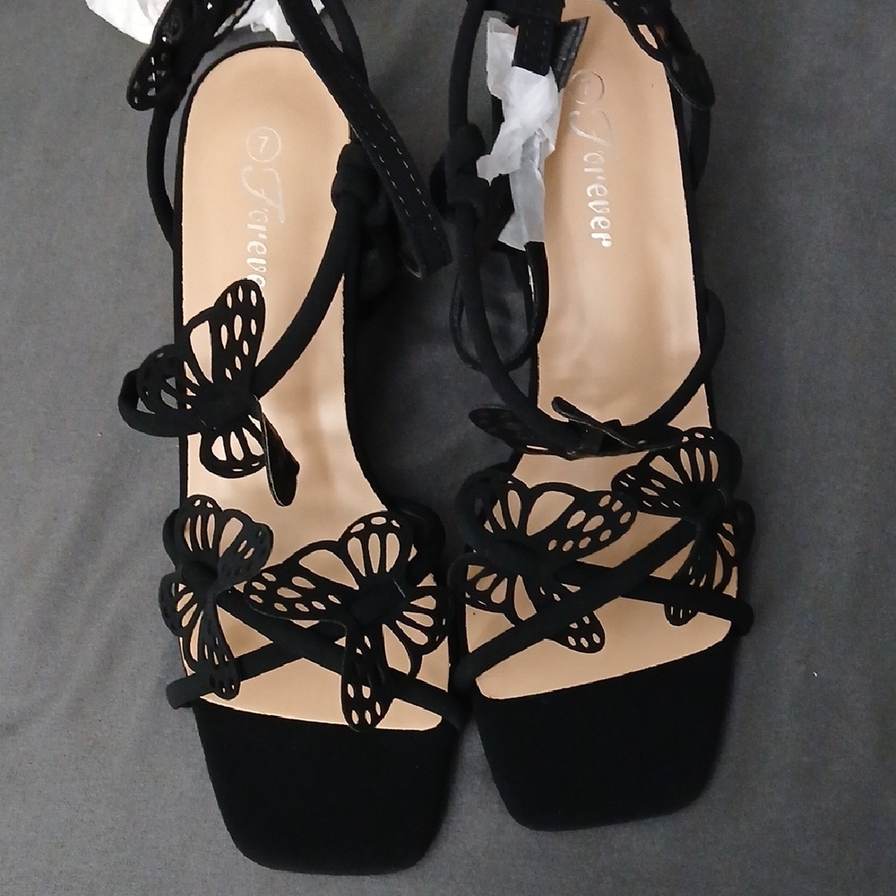 Fashion Nova Black Butterfly Block Heels - Picture 2 of 4